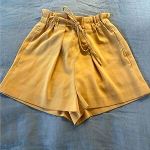 Aritzia Babaton mustard yellow shorts